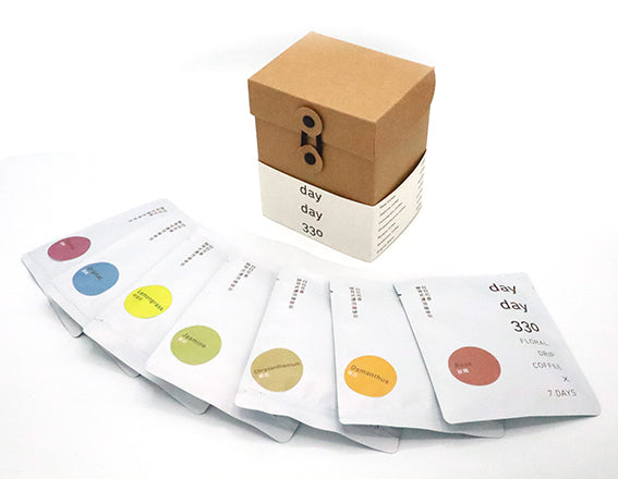 dayday330 - Floral Drip Coffee Box(7's), , ["330 Selections","Beverage","coffee","dayday330","Floral\/Fruit Tea\/Coffee","Office Snack & Drink","Self-brand","Self-brand Floral\/ Fruit Tea\/ Coffee","Tea\/Coffee"], snacks hk, grocery hong kong, beverage hk, 健康食品, 零食, 手工藝品, 居家用品, 天然有機, 送禮 建議, personal care products hk, 本土 良作, 社企 香港, 社企禮品, 新生精神康復會, nlpra, 自家品牌, 身心靈健康